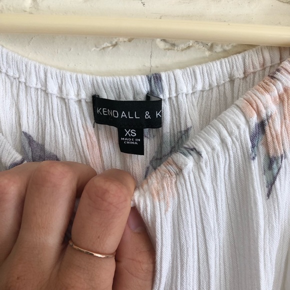 Kendall & Kylie romper - Picture 2 of 2